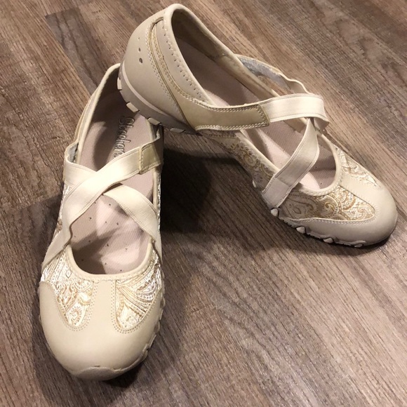 skechers cross strap